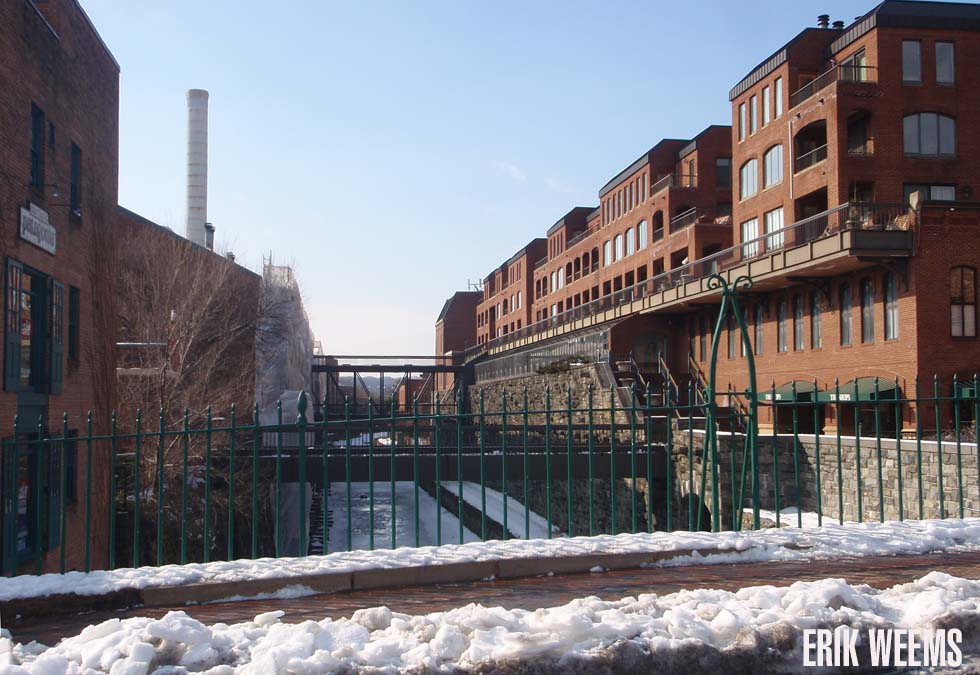 Georgetown canal from Wisconsin
