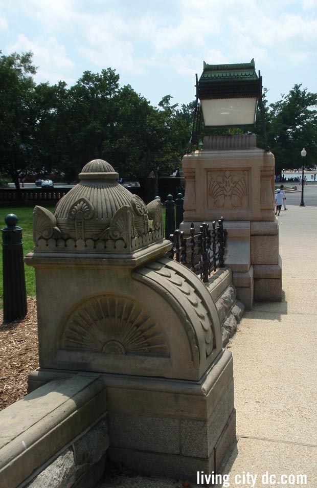 Near the Capitol Dome Carved sculpted fence corners