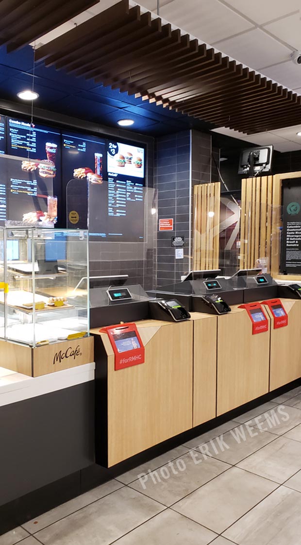 Ordering at the White House McDonalds