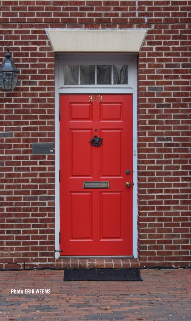 Doorway in Olde Towne Alexandria