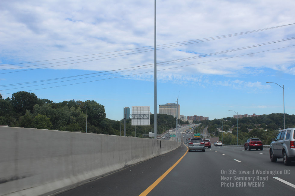 On 395 near Seminary Road toward Washington DC On 395 near Seminary Road toward Washington DC