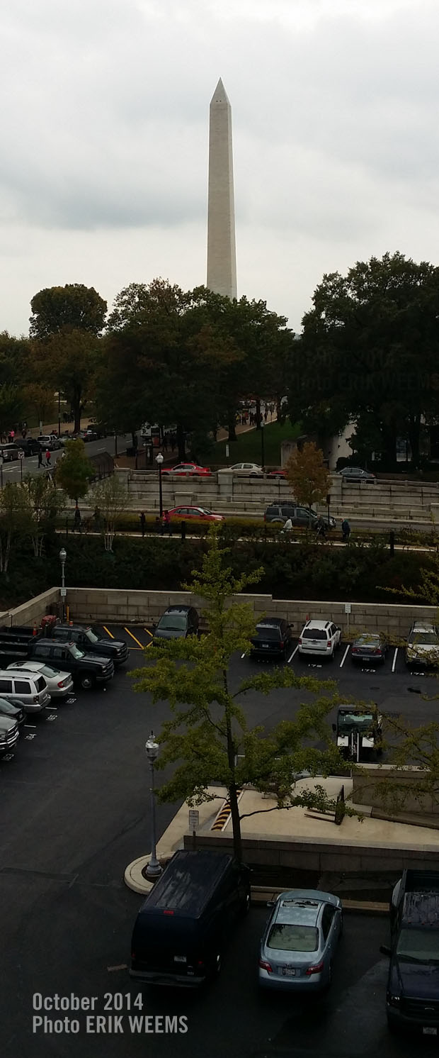 Washington Monument seen from parking lot at Natural History Museum