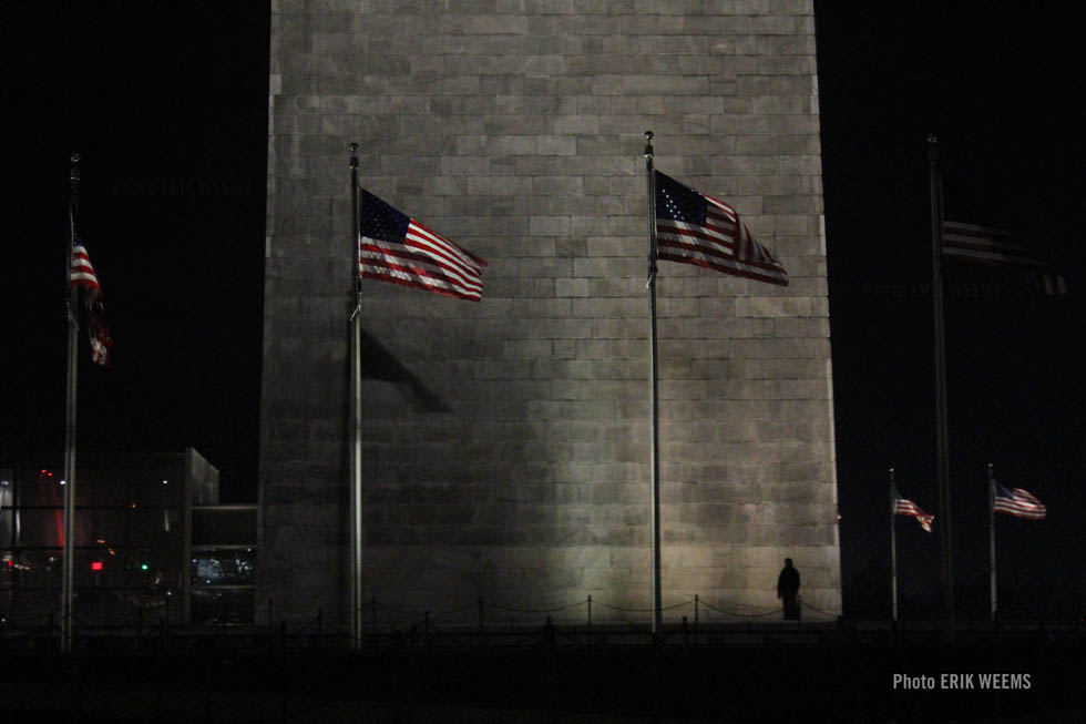 Washington Monument at night