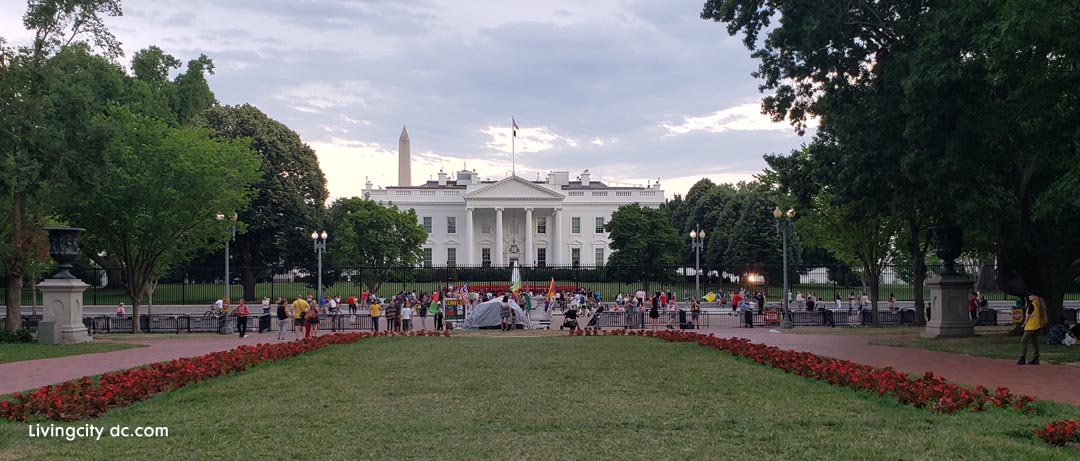 Dusk at the White House